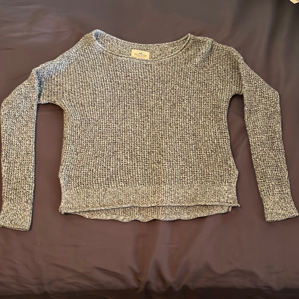 Hollister knitted sweater
